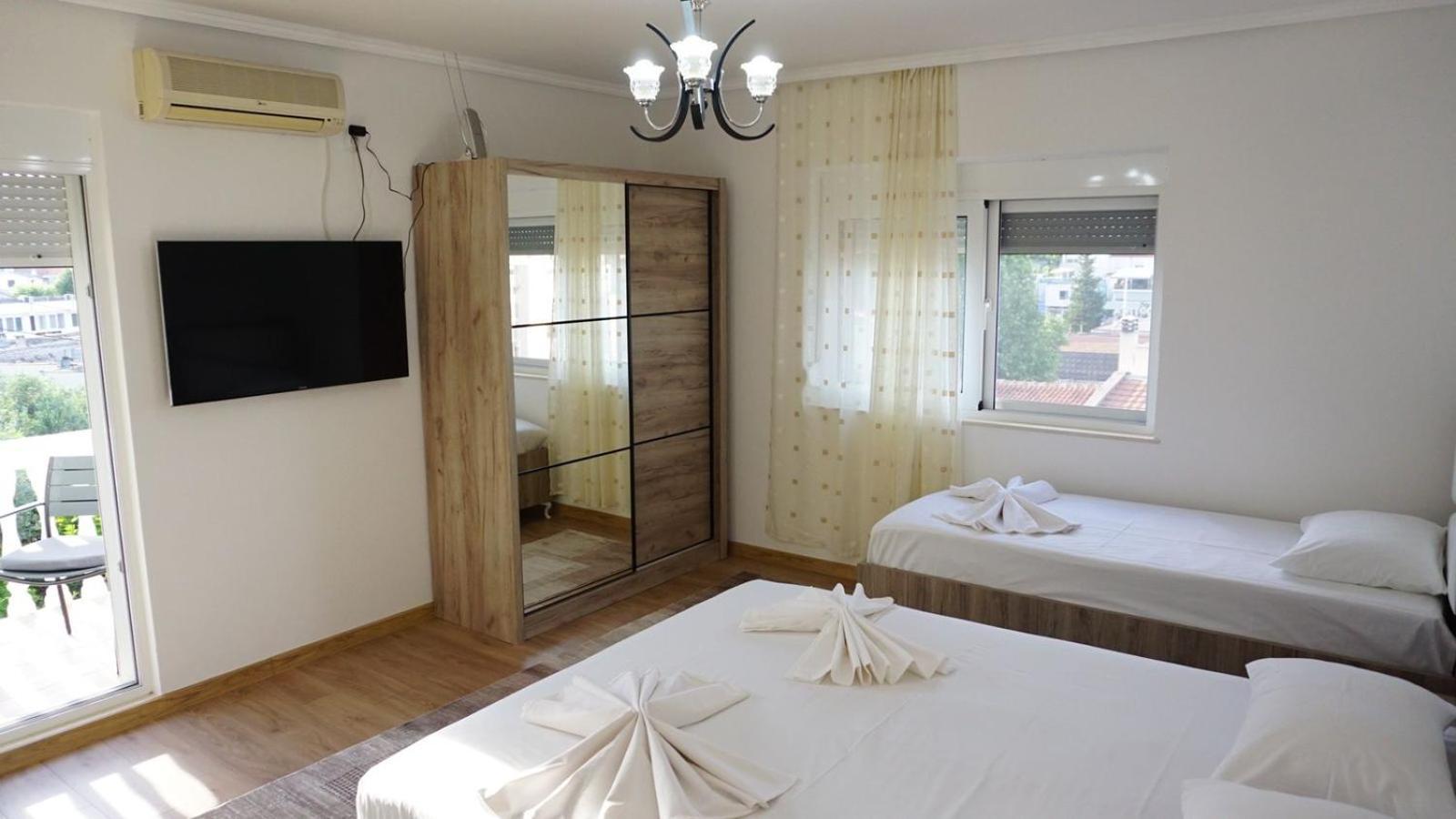 Guesthouse Sinani Ulcinj Extérieur photo