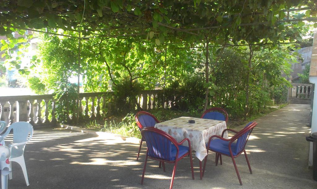 Guesthouse Sinani Ulcinj Extérieur photo